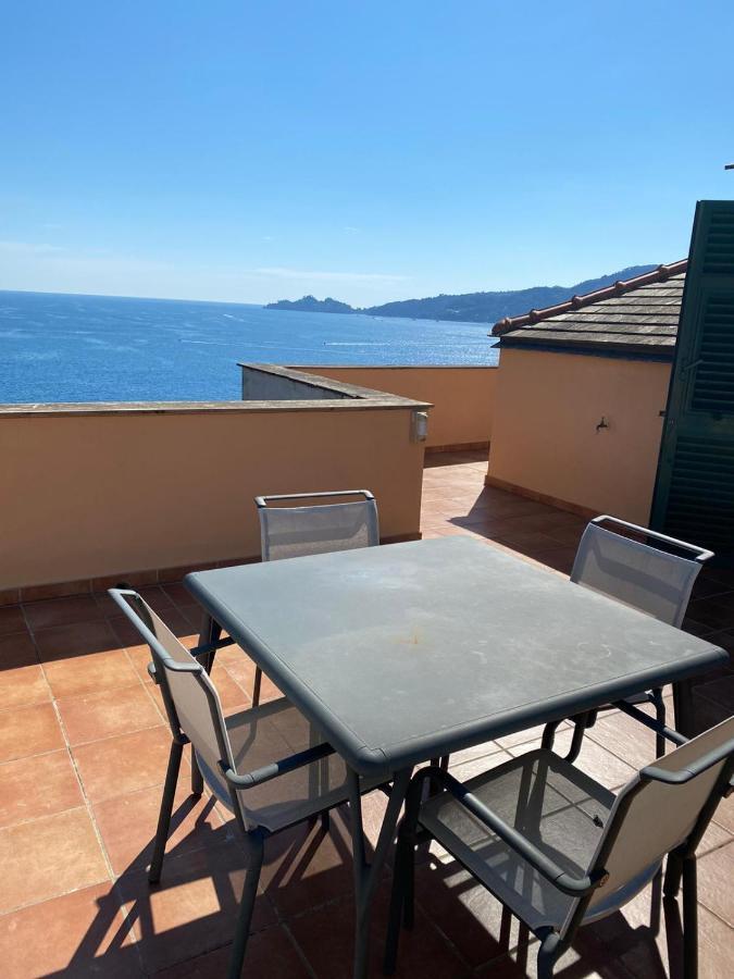 Welcome Riviera - Attico San Faustino 165 Mq Piu 110 Mq Di Terrazza- In Villa 700 ,Vista Mare Strepitosa-100 M Dalla Spiaggia-Parking Esclusivo Rapallo Eksteriør billede