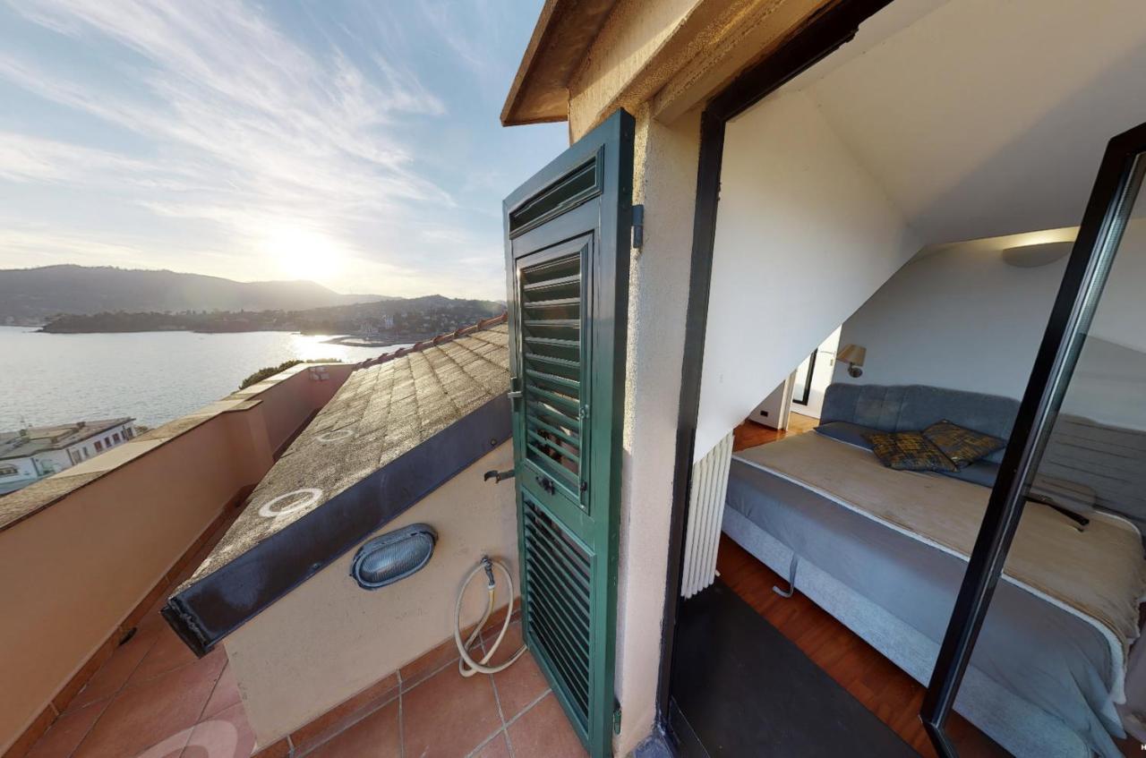 Welcome Riviera - Attico San Faustino 165 Mq Piu 110 Mq Di Terrazza- In Villa 700 ,Vista Mare Strepitosa-100 M Dalla Spiaggia-Parking Esclusivo Rapallo Eksteriør billede