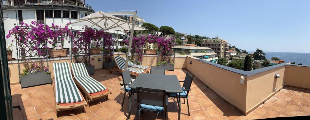 Welcome Riviera - Attico San Faustino 165 Mq Piu 110 Mq Di Terrazza- In Villa 700 ,Vista Mare Strepitosa-100 M Dalla Spiaggia-Parking Esclusivo Rapallo Eksteriør billede