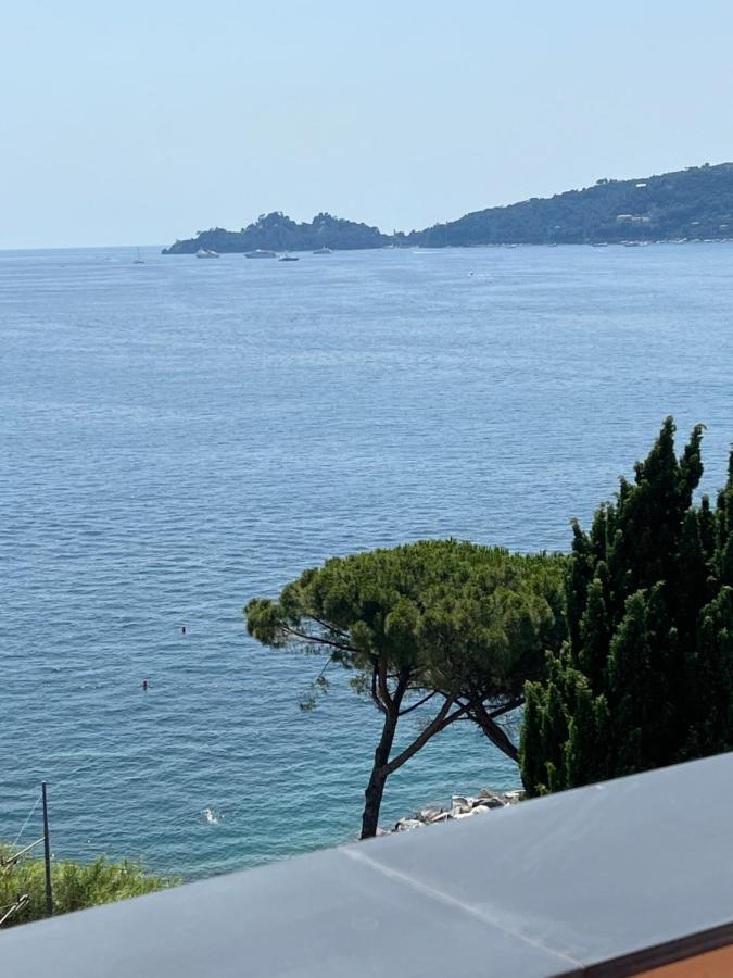 Welcome Riviera - Attico San Faustino 165 Mq Piu 110 Mq Di Terrazza- In Villa 700 ,Vista Mare Strepitosa-100 M Dalla Spiaggia-Parking Esclusivo Rapallo Eksteriør billede