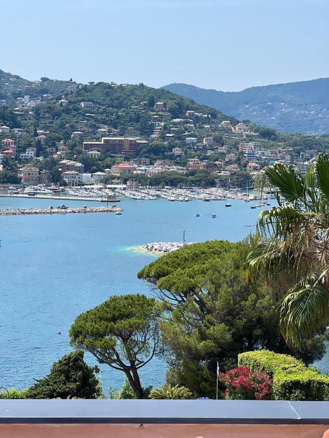 Welcome Riviera - Attico San Faustino 165 Mq Piu 110 Mq Di Terrazza- In Villa 700 ,Vista Mare Strepitosa-100 M Dalla Spiaggia-Parking Esclusivo Rapallo Eksteriør billede