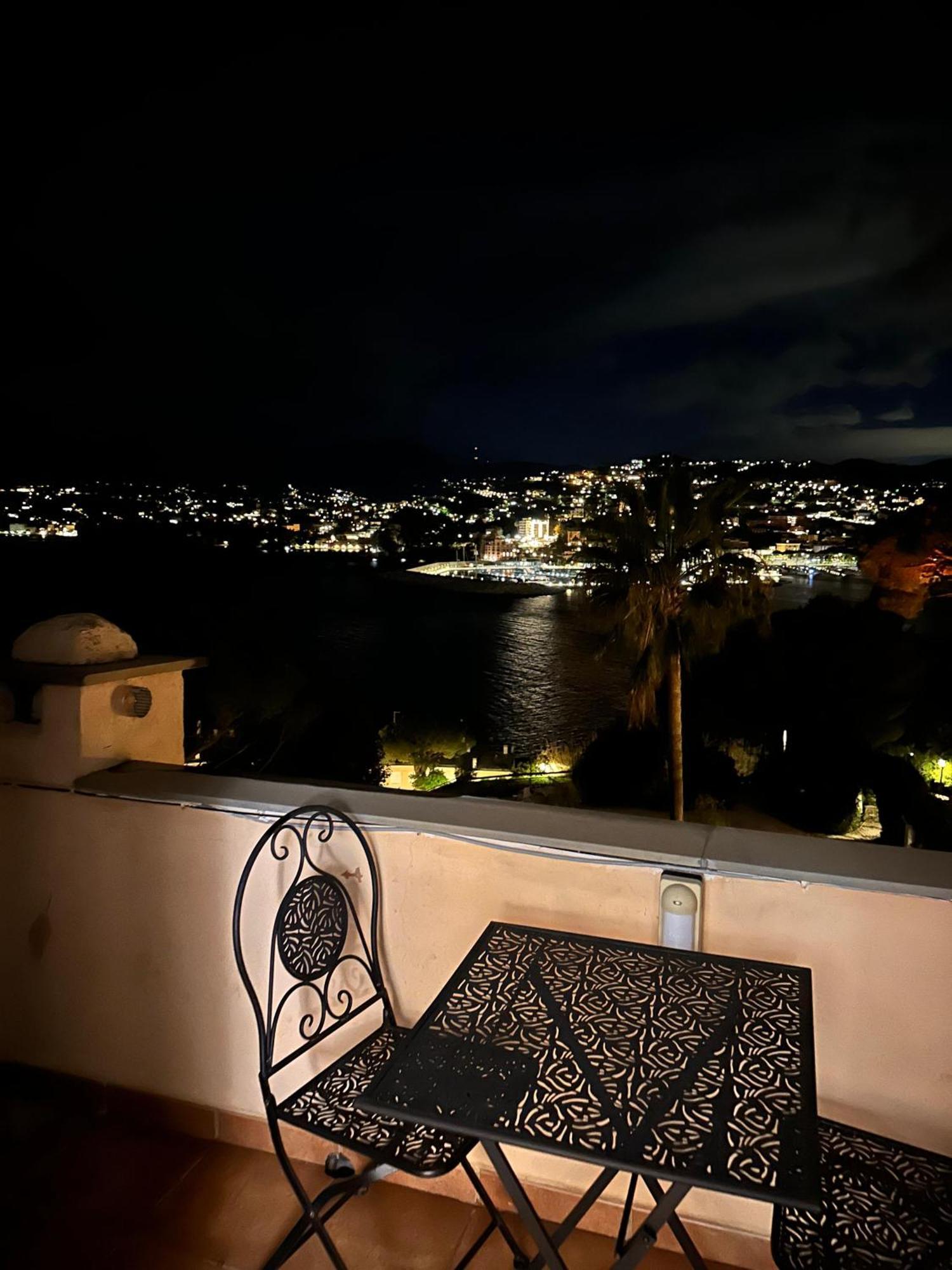 Welcome Riviera - Attico San Faustino 165 Mq Piu 110 Mq Di Terrazza- In Villa 700 ,Vista Mare Strepitosa-100 M Dalla Spiaggia-Parking Esclusivo Rapallo Eksteriør billede
